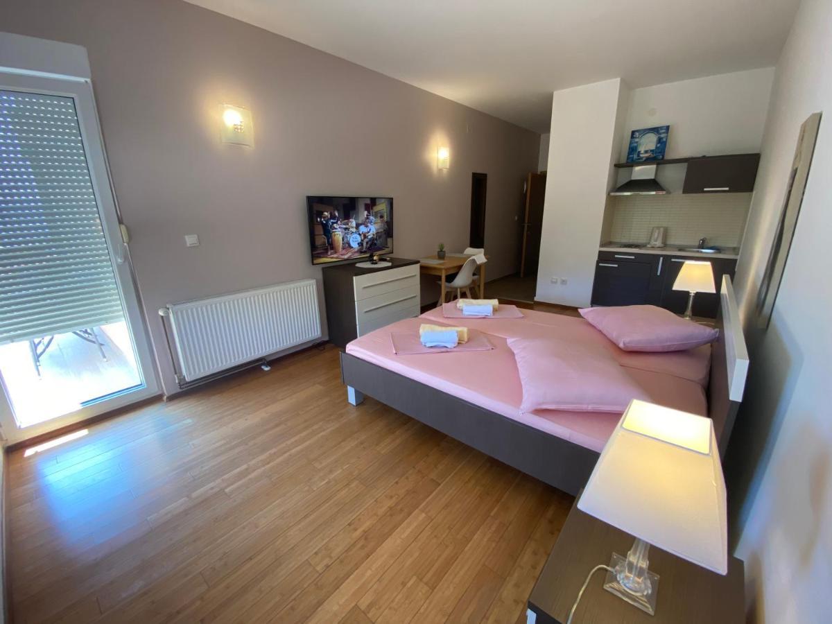 Apartments San Monte بودْسْتغانا المظهر الخارجي الصورة