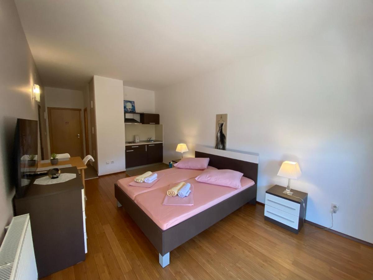 Apartments San Monte بودْسْتغانا المظهر الخارجي الصورة