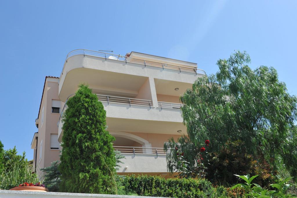 Apartments San Monte بودْسْتغانا المظهر الخارجي الصورة